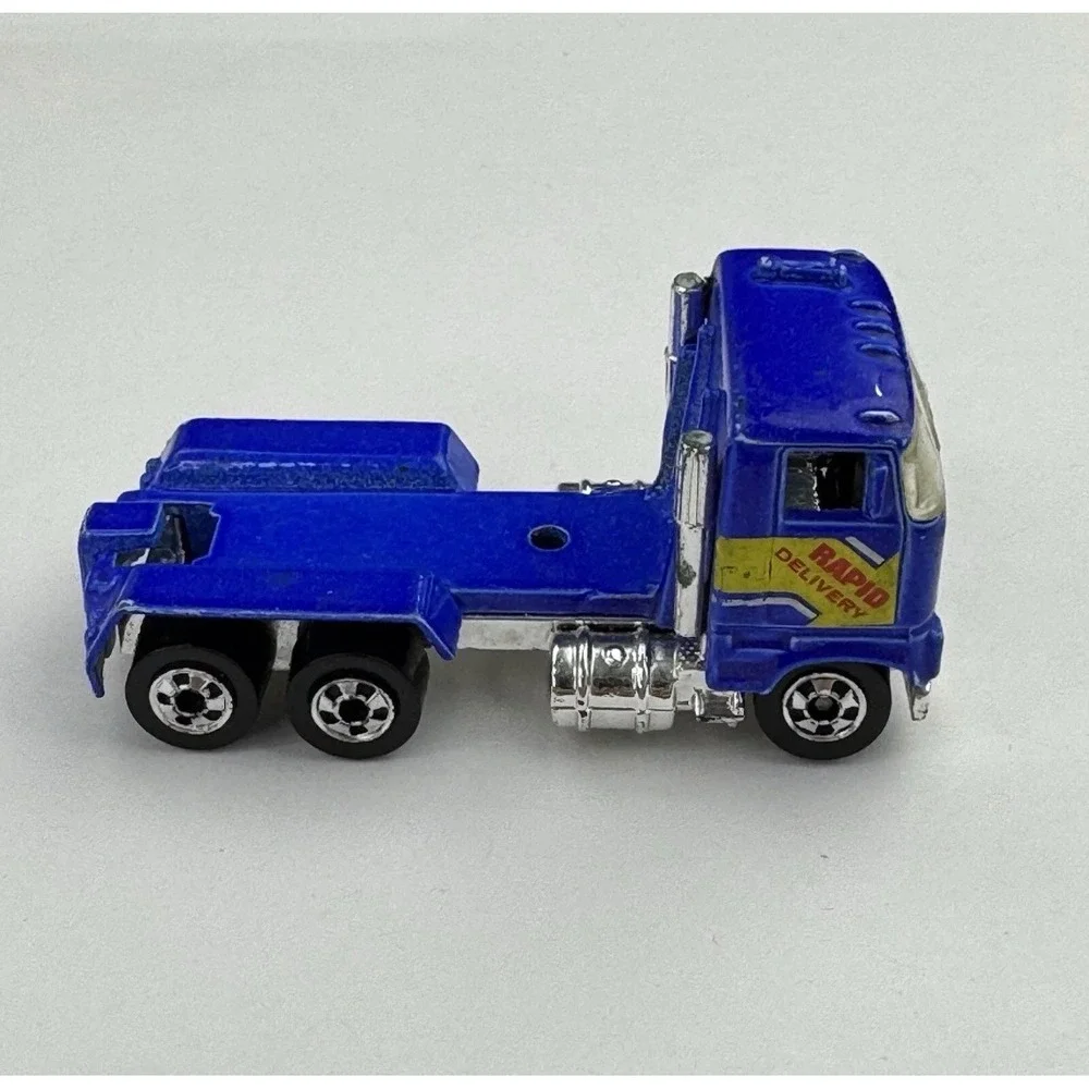 Hot Wheels Rapid Delivery Blue Semi Truck Cab 1981 Mattel Malaysia Vintage‎